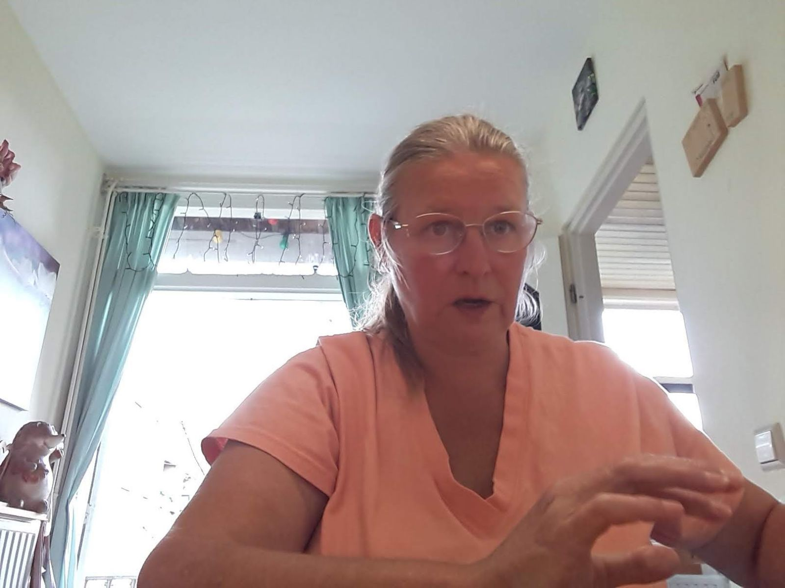 Hennie Medium